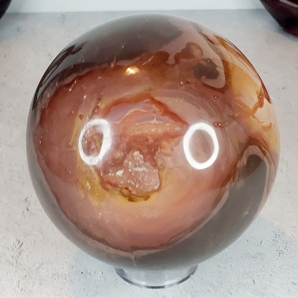 Desert Jasper Sphere | Grounding • Vitality • Connection to Earth - Picture 8 of 11